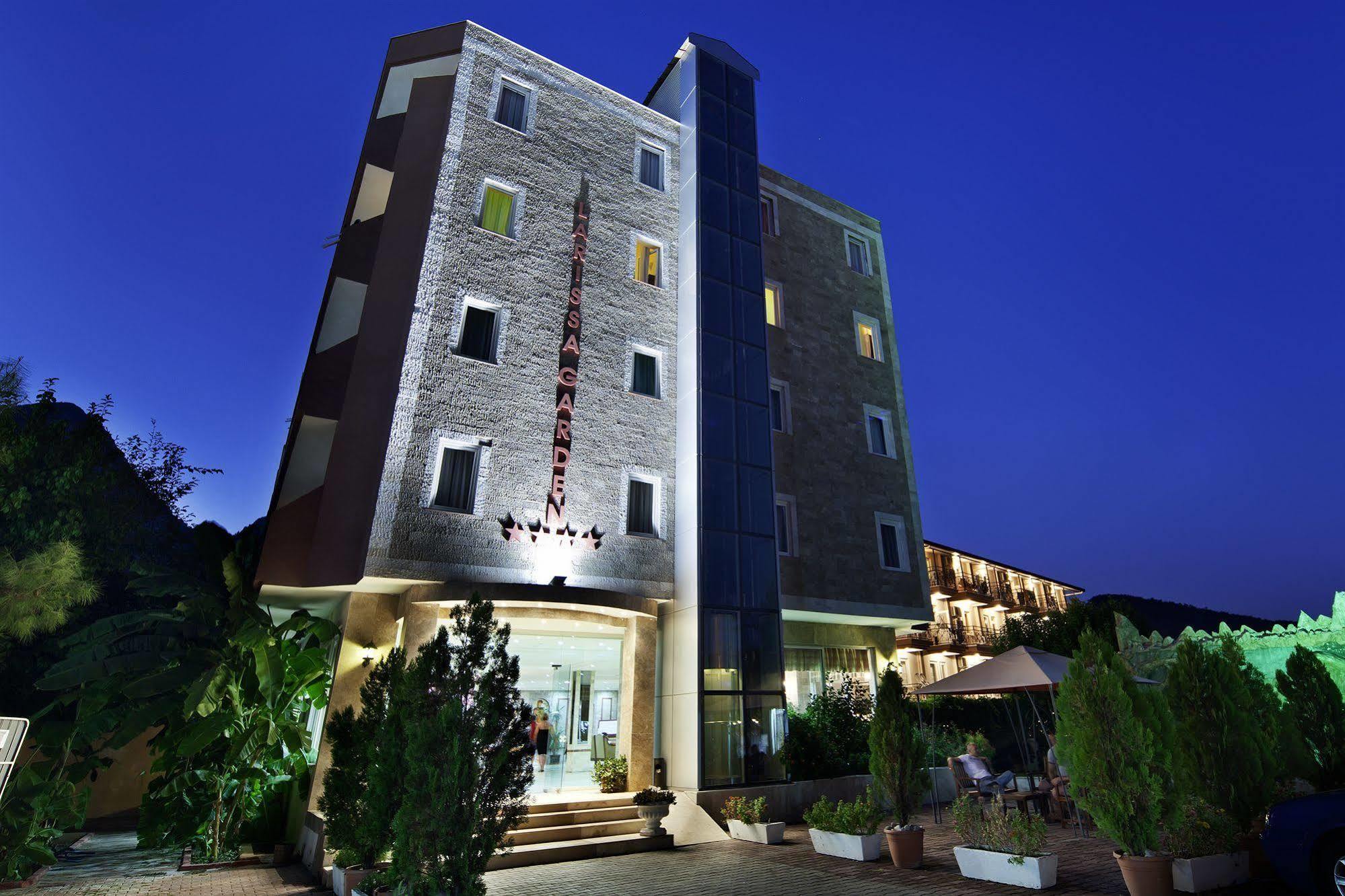Larissa Garden Hotel 케메르 외부 사진